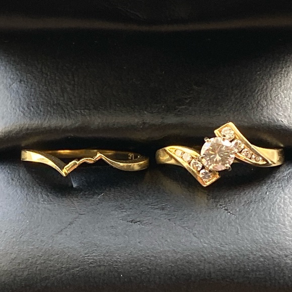 😇 Yellow Gold Wedding Set 😇 - Picture 3 of 12